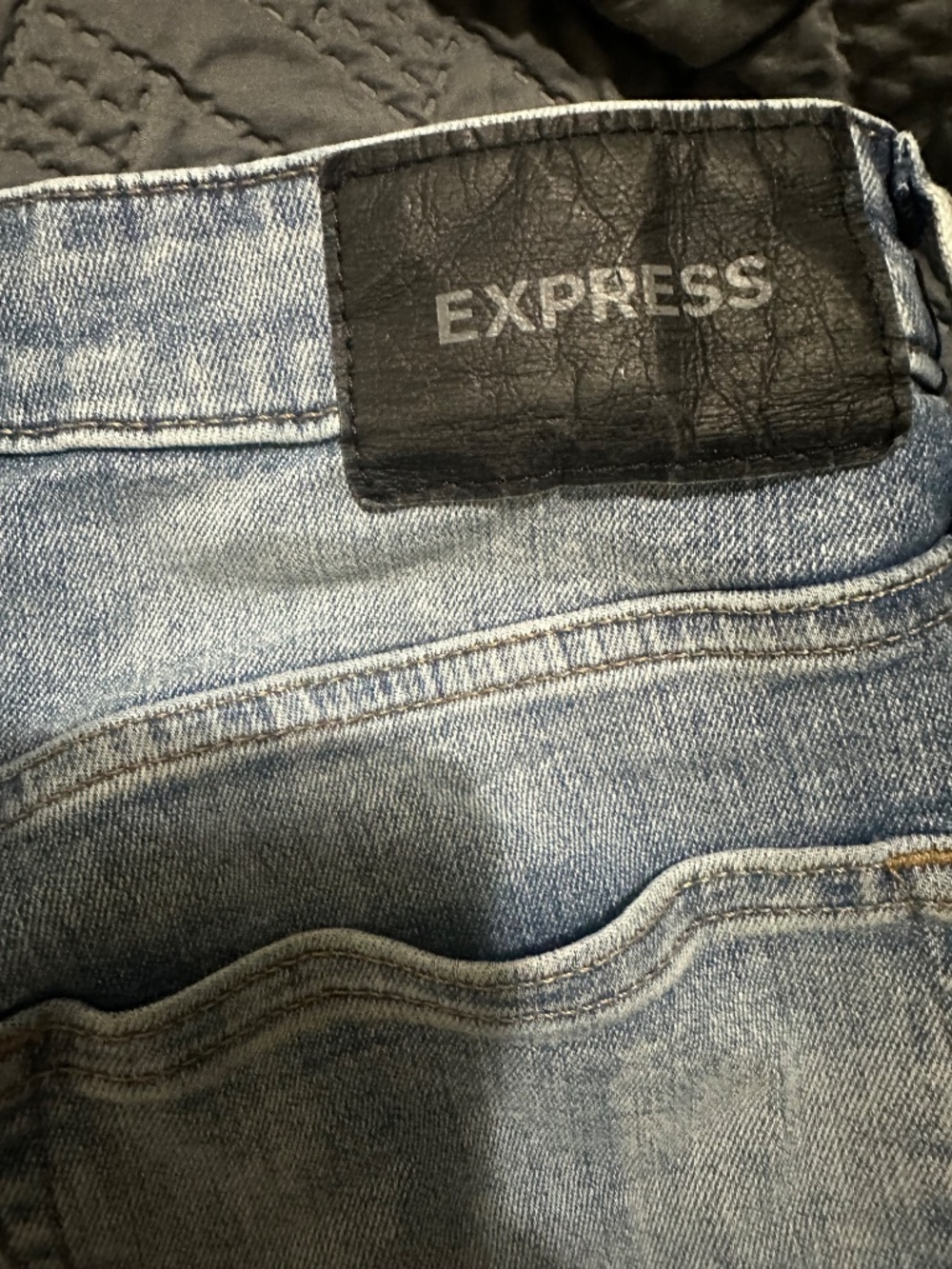 Express Jeans - Picture 3 of 7